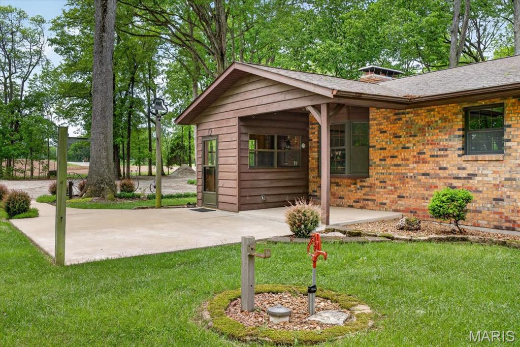 1565 Centerville Road Columbia, IL 62236 - Photo 23 of 66 Gallery Image 23