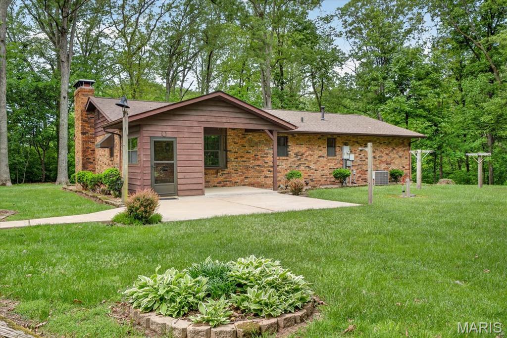 1565 Centerville Road Columbia, IL 62236 - Photo 5 of 66 Gallery Image 5
