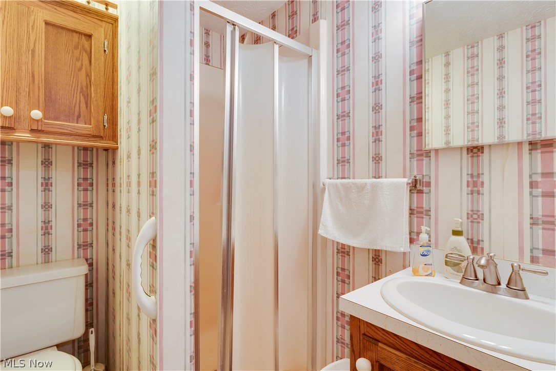 7106 Lardon Road Malvern, OH 44644 - Photo 13 of 24 Gallery Image 13