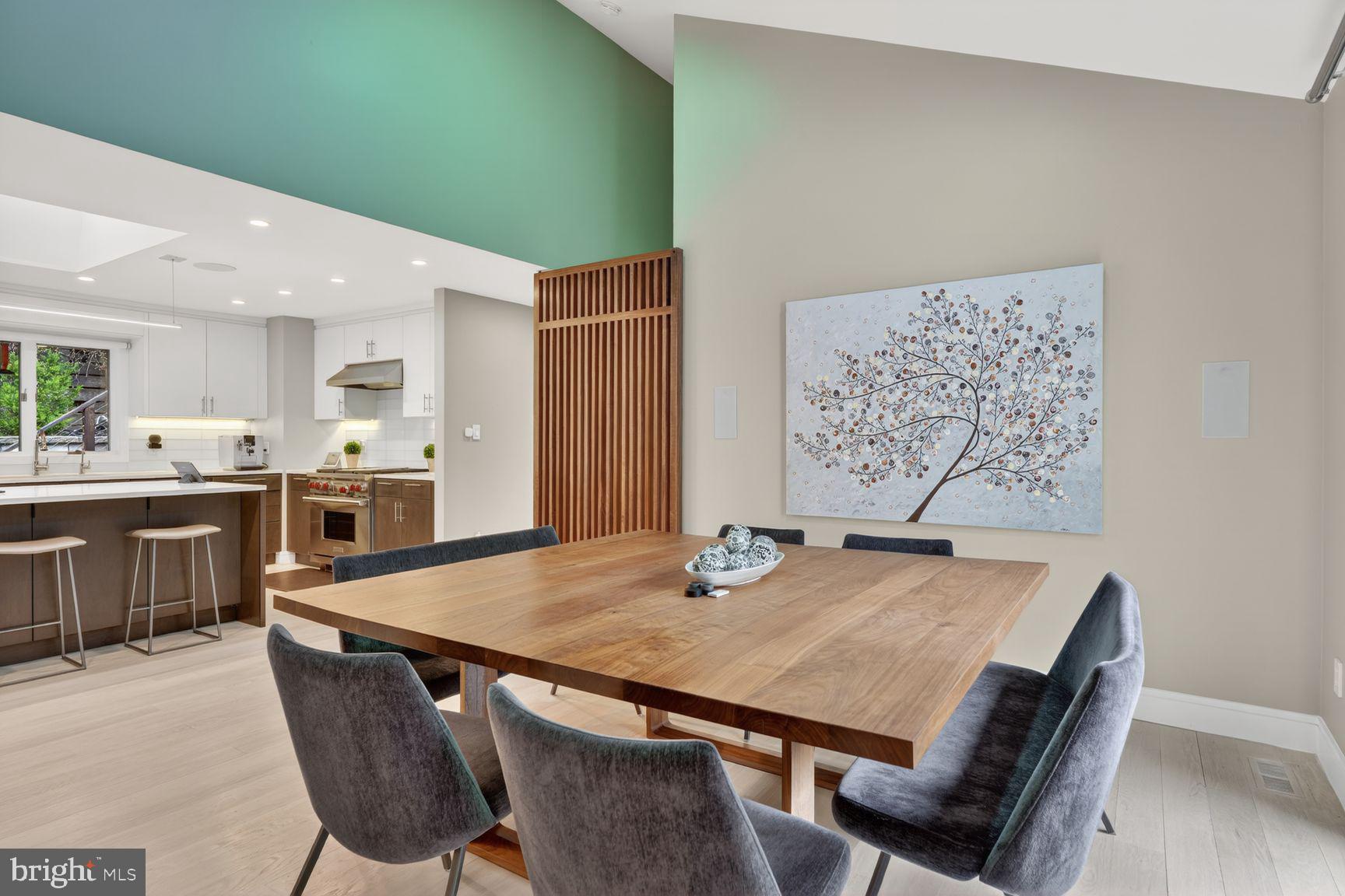 3605 Military Road Arlington, VA 22207 - Photo 21 of 43 Dining Area
