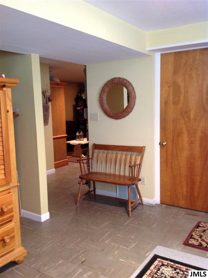 1660 West Mardee Road Jackson, MI 49203 - Photo 22 of 24 Photo 23