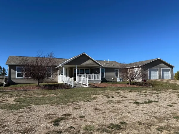 $579,900 | 5068 Highway 34 Wheatland Wy, Wheatland, WY 82201