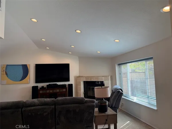 $579,999 | 1703 West Avenue K12, Lancaster, CA 93534