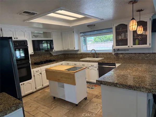 $579,999 | 1703 West Avenue K12, Lancaster, CA 93534