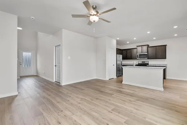 $2,225 | 2053 Braveheart Drive, Crandall, TX 75114
