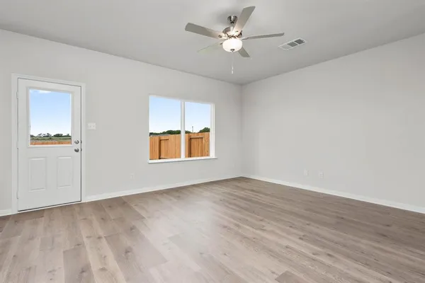 $2,225 | 2053 Braveheart Drive, Crandall, TX 75114