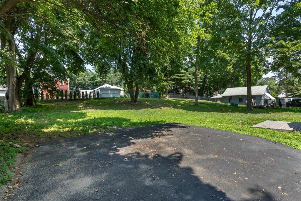 9 Hammond Road Natick, MA 01760 - Photo 3 of 22 Gallery Image 3
