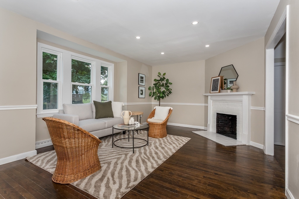 9 Hammond Road Natick, MA 01760 - Photo 5 of 22 Gallery Image 5