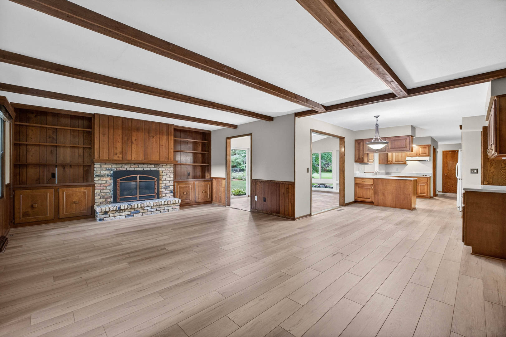 2205 Winding Hill Road Davenport, IA 52807 - Photo 12 of 64