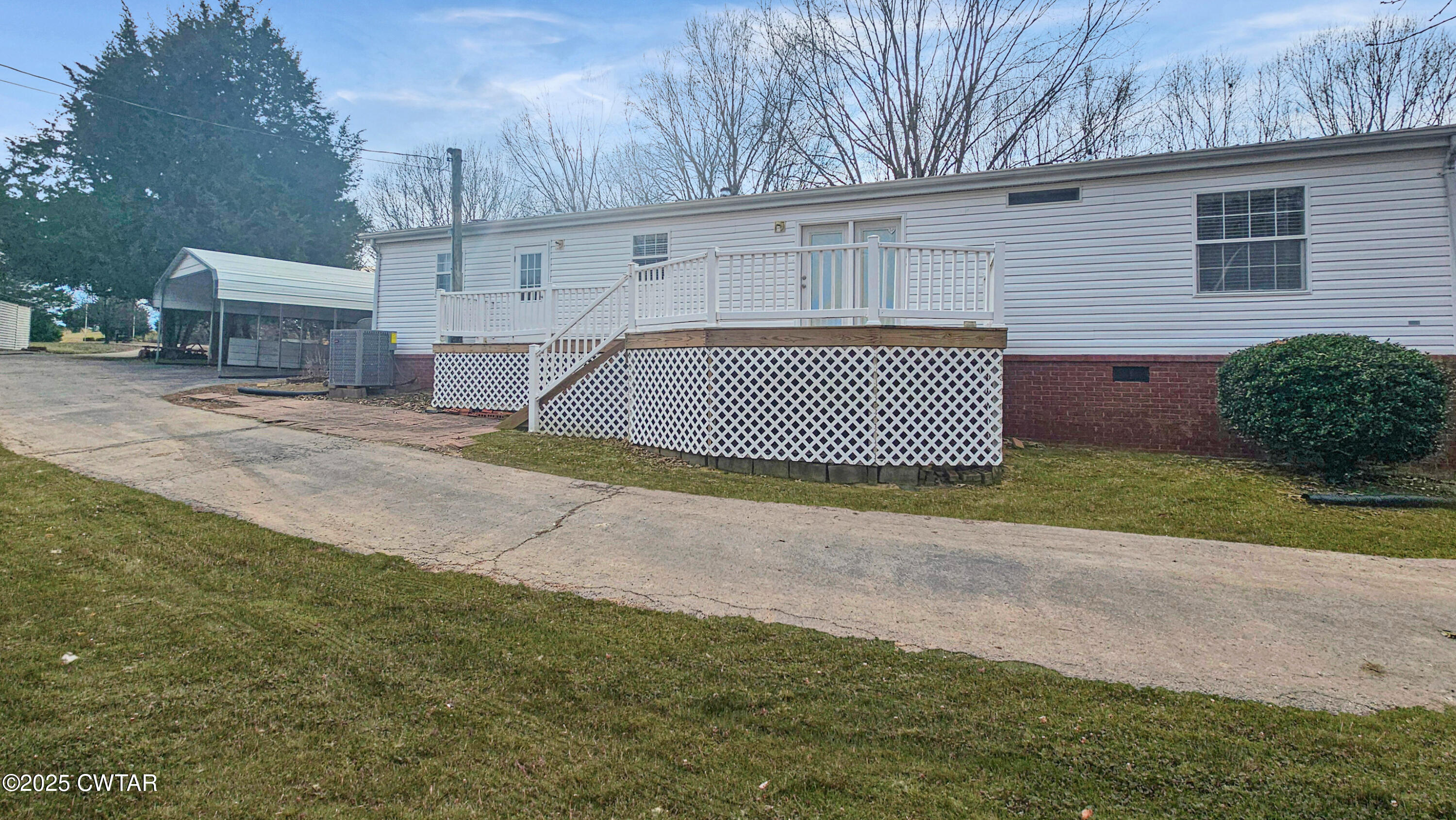 5427 Shades Bridge Road McKenzie, TN 38201 - Photo 31 of 35 a view of a backyard