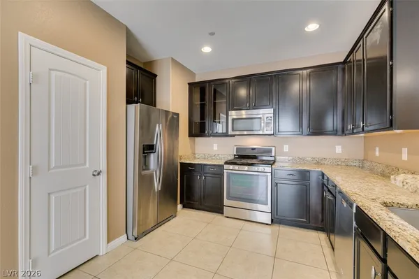 $2,165 | 3118 Biccari Avenue, Henderson, NV 89044