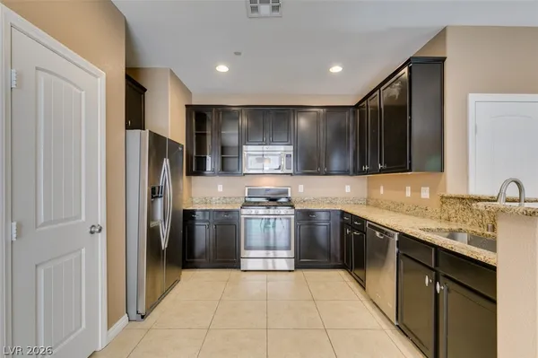 $2,165 | 3118 Biccari Avenue, Henderson, NV 89044