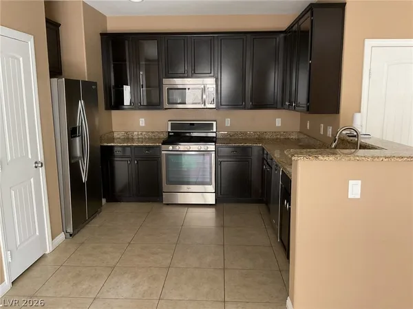 $2,165 | 3118 Biccari Avenue, Henderson, NV 89044