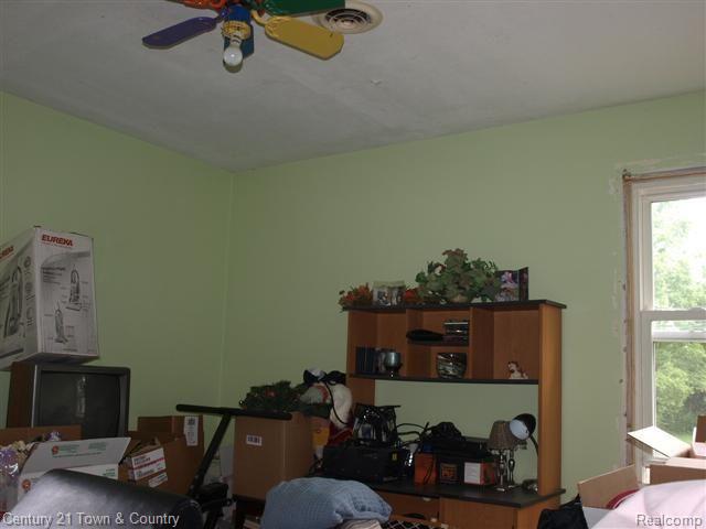4460 23 Mile Road Utica, MI 48317 - Photo 9 of 12 Bedroom 2