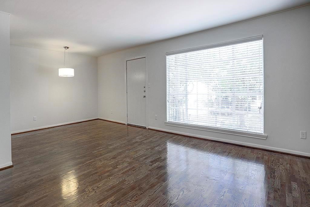 415 Hawthorne Street, Unit 5 Houston, TX 77006 - Photo 6 of 12
