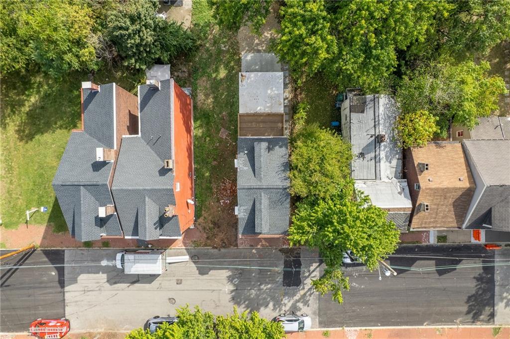 1431 Adams Street Pittsburgh, PA 15233 - Photo 40 of 42 an aerial view of a house with a garden