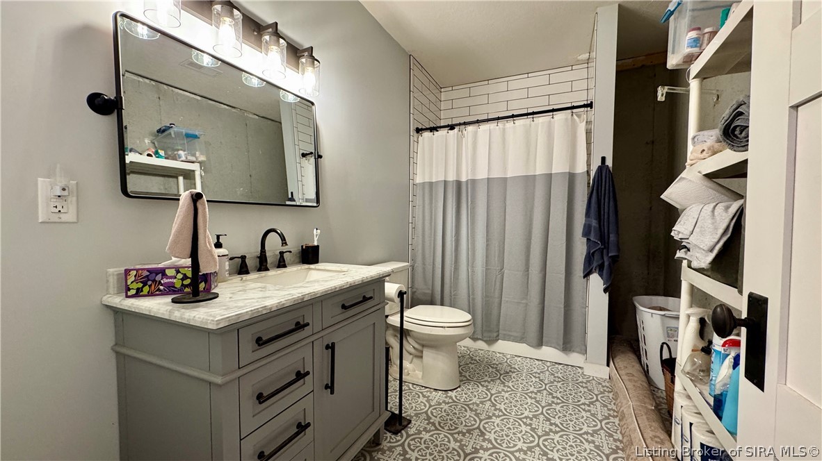 387 West Zoo Road English, IN 47118 - Photo 22 of 34