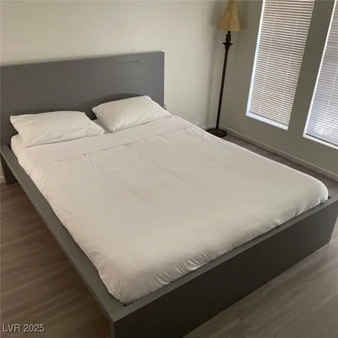 $1,650 | 4650 Koval Lane, Unit 14D, Las Vegas, NV 89109