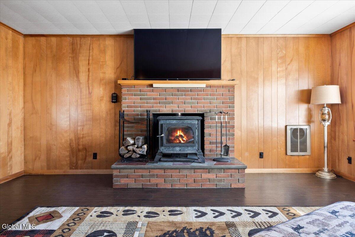 387 Chamberlain Road Indian Lake, NY 12842 - Photo 5 of 52 30-IMG_5534