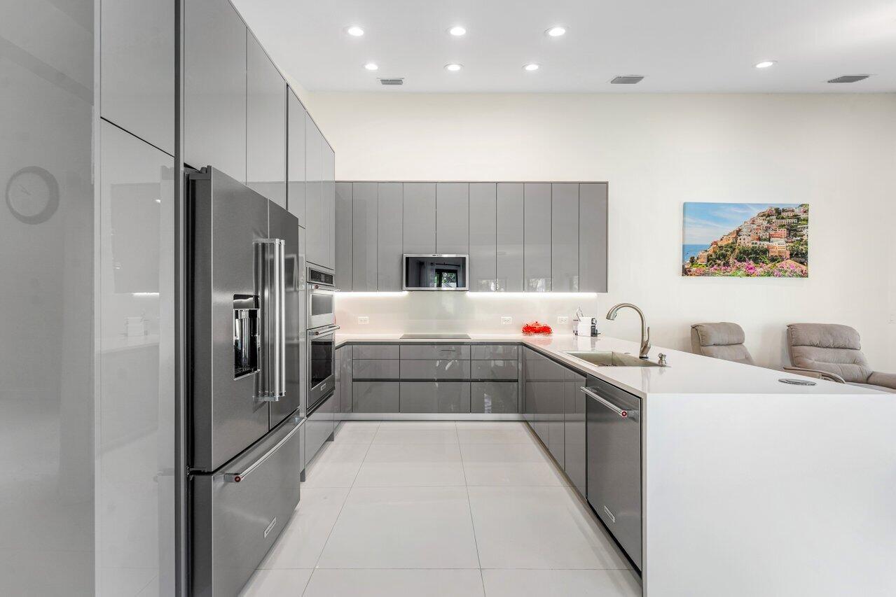 23419 Mirabella Circle South Boca Raton, FL 33433 - Photo 14 of 57 015-23419MirabellaCircleSouth-BocaRaton-