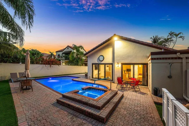 $1,300,000 | 23419 Mirabella Circle South, Boca Raton, FL 33433