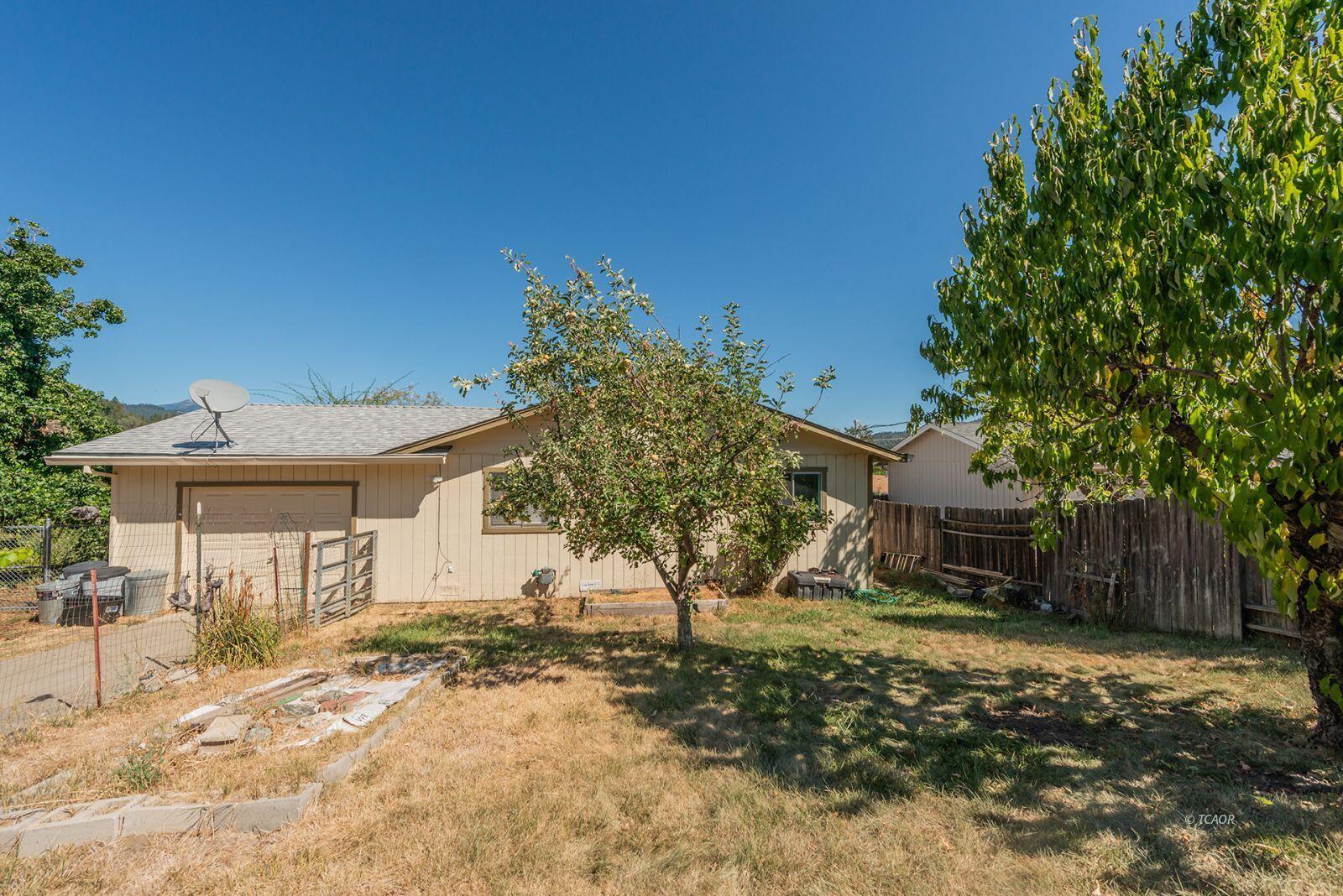 10 2nd Avenue Lewiston, CA 96052 - Photo 33 of 41 a view of a house with a yard
