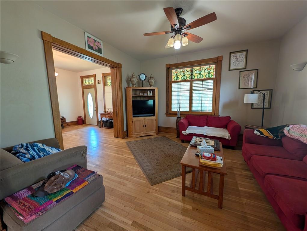 211 Wills Road Connellsville, PA 15425 - Photo 11 of 40