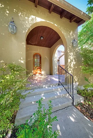 a view of swimming pool with a backyard