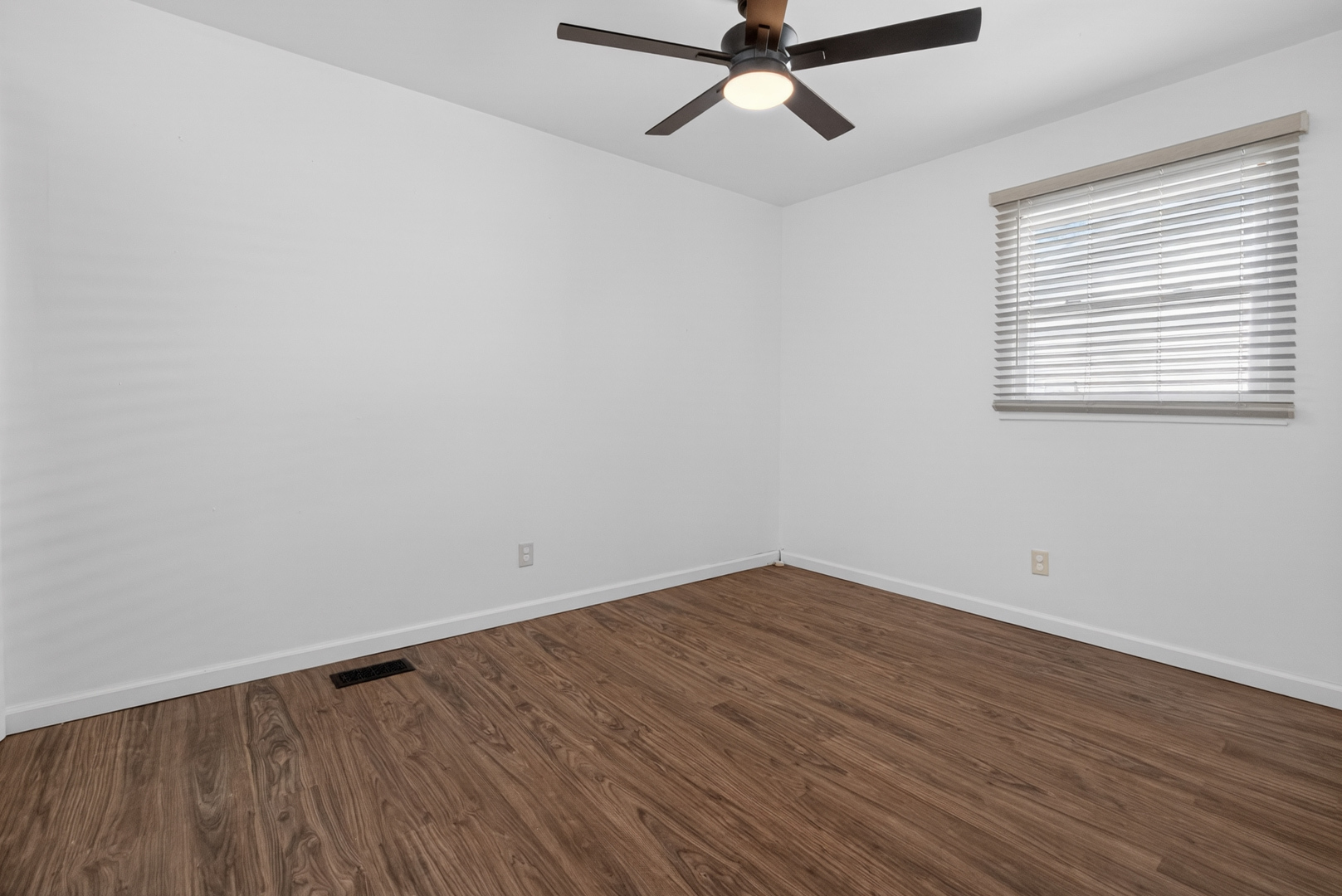 1411 Dillon Drive Normal, IL 61761 - Photo 25 of 35