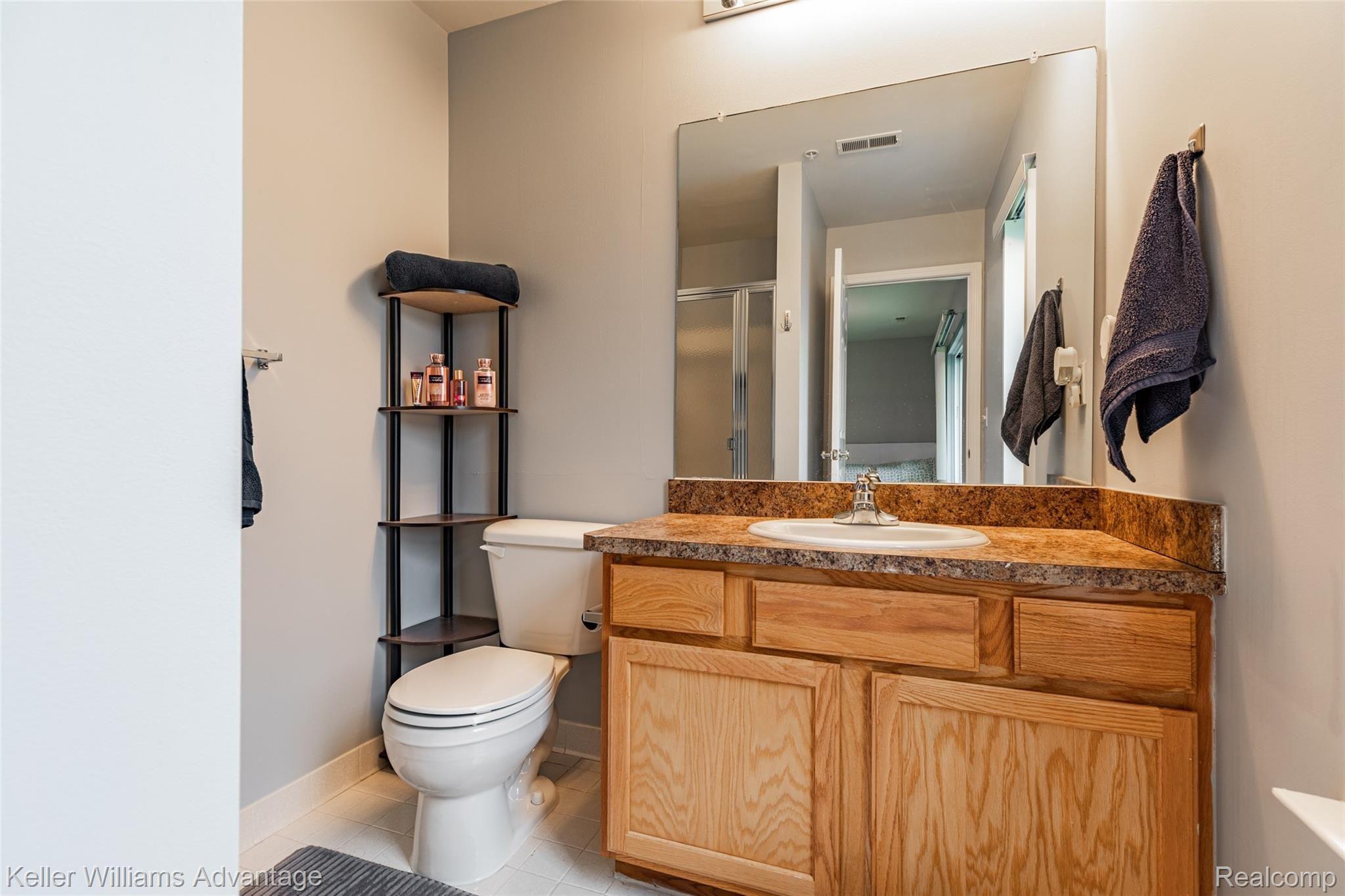 709 Cherry Orchard Road Canton, MI 48188 - Photo 15 of 16 37.Bathroom