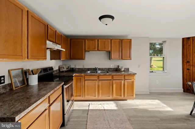 $289,900 | 1619 Beaver Valley Pike, Strasburg, PA 17579