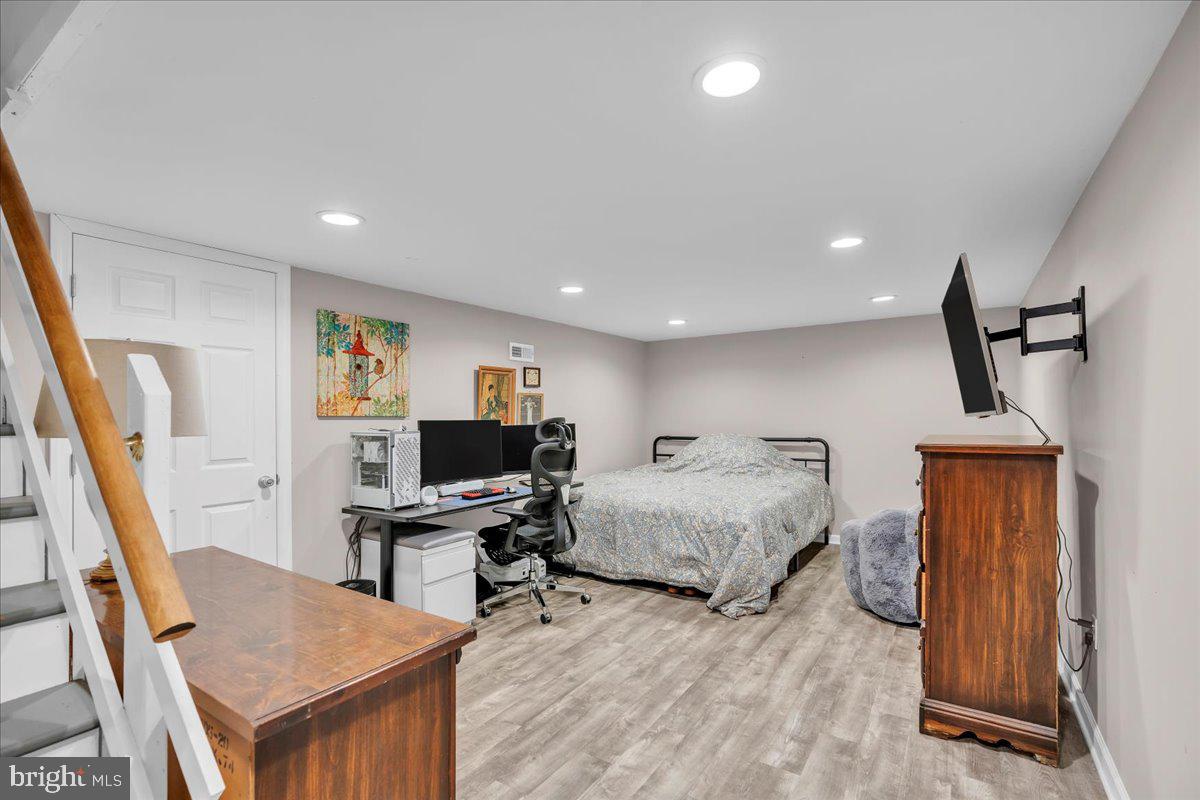 574 Beckett Road Swedesboro, NJ 08085 - Photo 17 of 33 Gallery Image 17