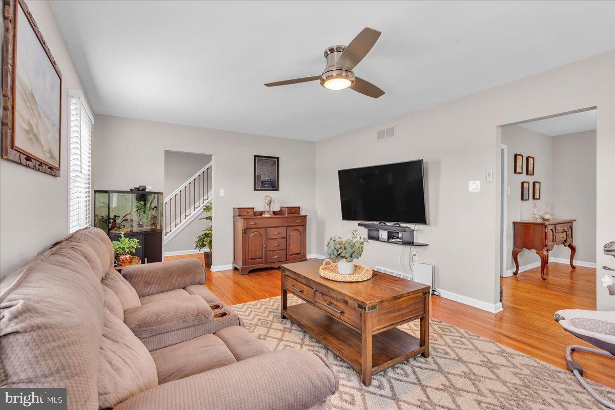574 Beckett Road Swedesboro, NJ 08085 - Photo 4 of 33 Gallery Image 4