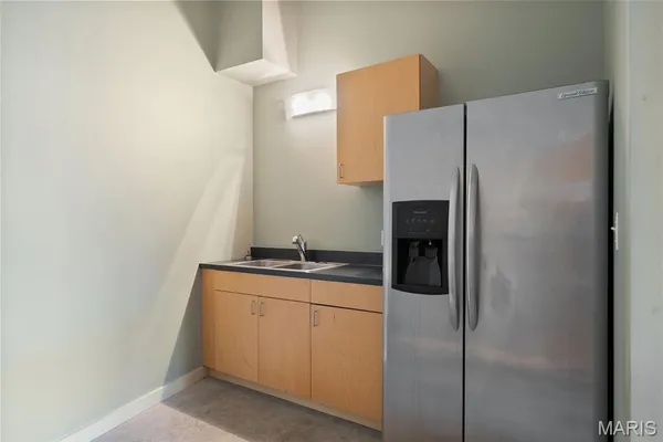 $189,900 | 1627 Locust Street, Unit 402, St. Louis, MO 63103