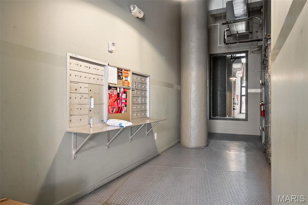 1627 Locust Street, Unit 402 St. Louis, MO 63103 - Photo 48 of 53