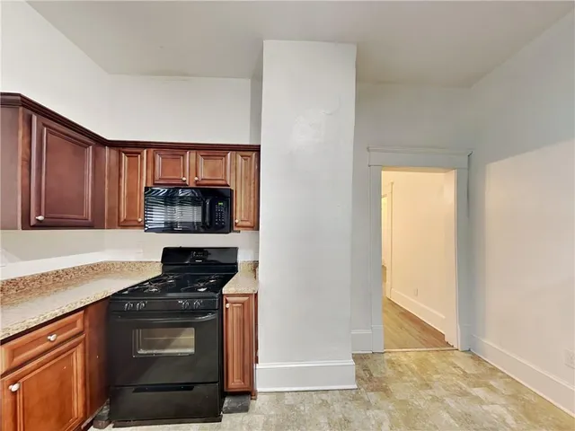 $1,325 | 2390 Cross Street Northwest, Atlanta, GA 30318