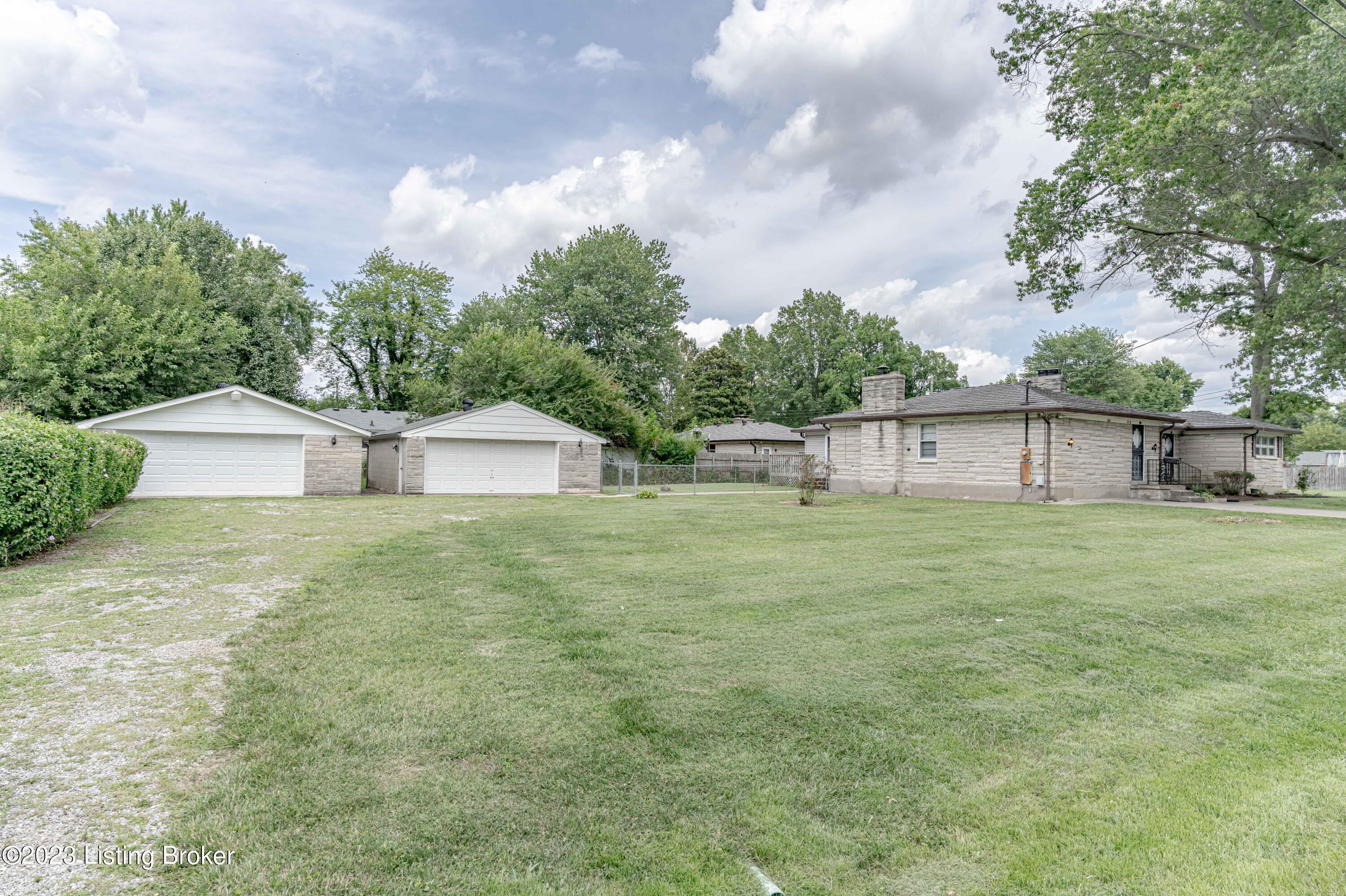 5801 Maryman Road Louisville, KY 40258 - Photo 68 of 71 DSC03933