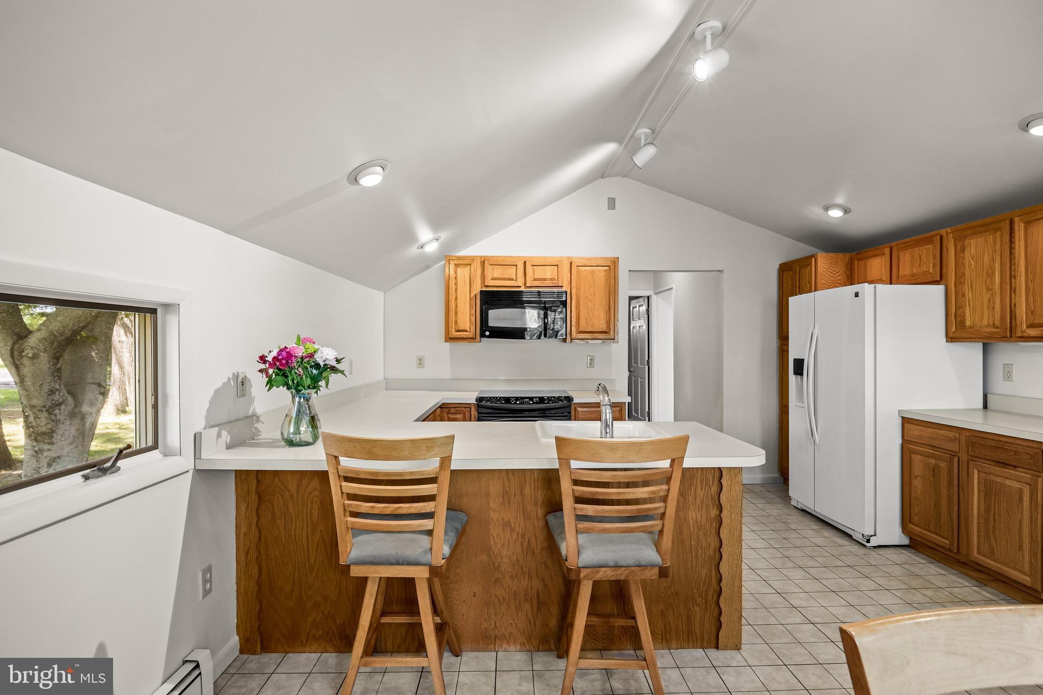 625 Delanco Road Edgewater Park, NJ 08010 - Photo 8 of 37