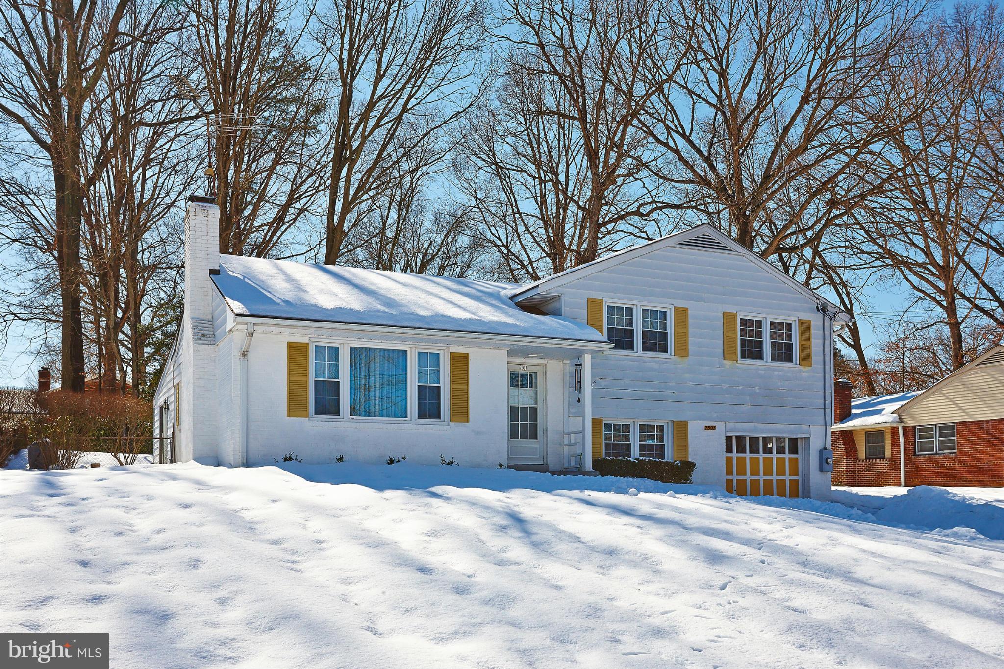 7507 Elgar Street Springfield, VA 22151 - Photo 1 of 30 Exterior (Front)