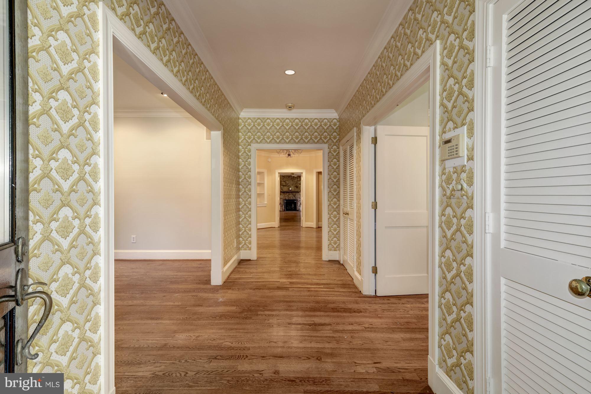 8317 Kerry Road Chevy Chase, MD 20815 - Photo 5 of 38 Interior (General)