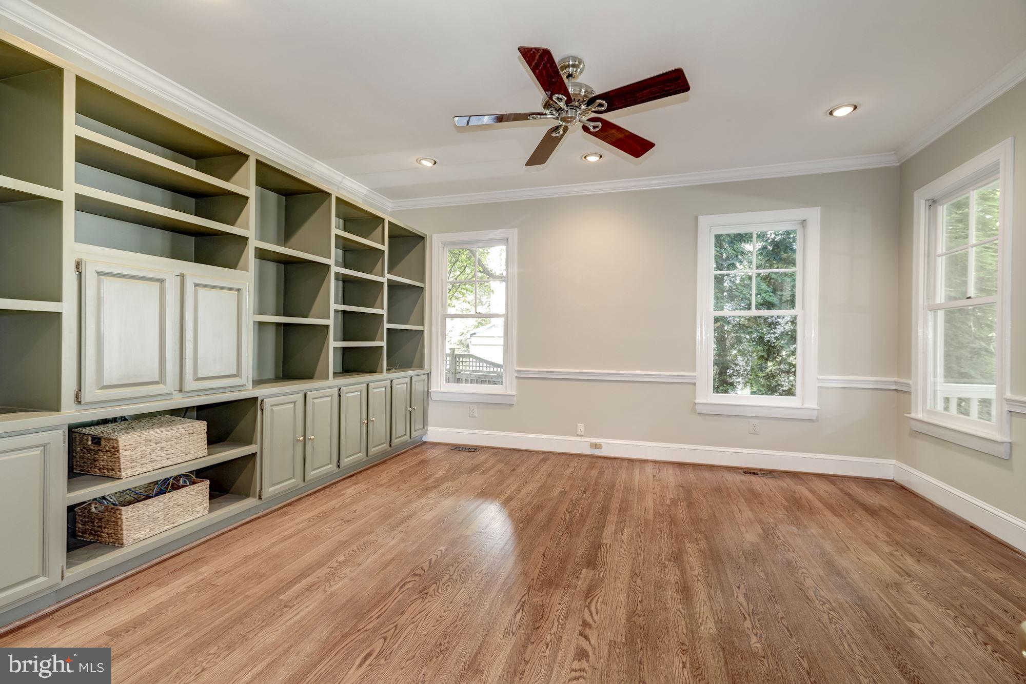 8317 Kerry Road Chevy Chase, MD 20815 - Photo 9 of 38 Office/Den