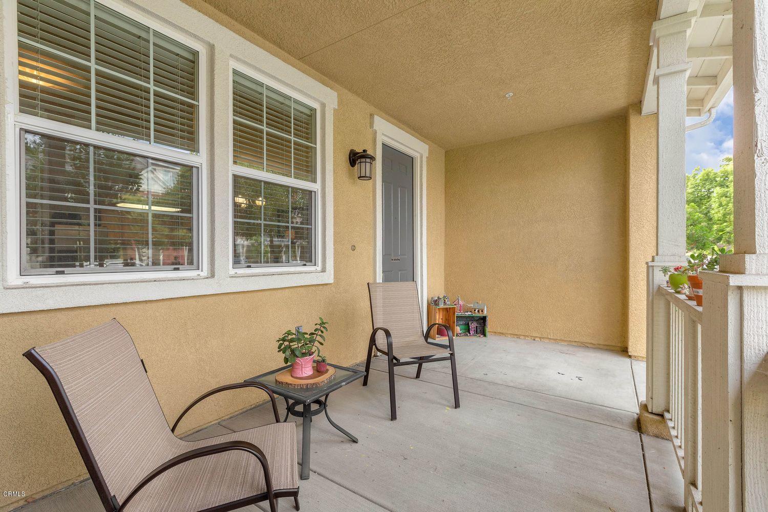 608 Flathead River Street Oxnard, CA 93036 - Photo 19 of 21 a view of a chair and table in the livingroom