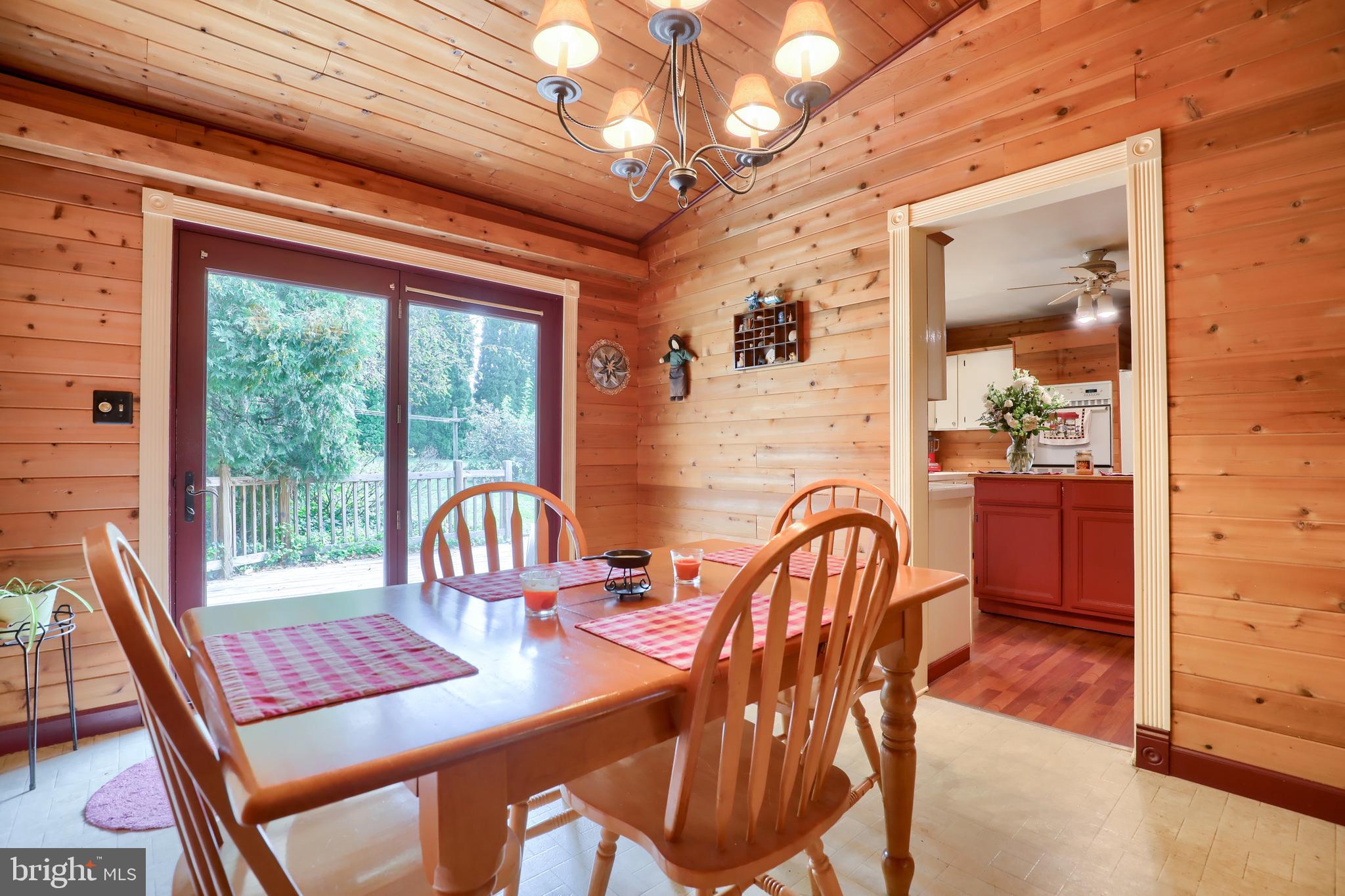 112 Oak Road Conestoga, PA 17516 - Photo 11 of 44 Dining Room