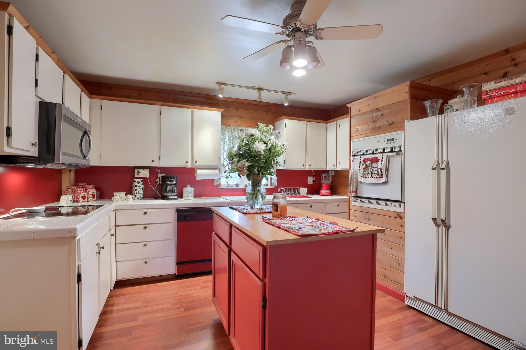 112 Oak Road Conestoga, PA 17516 - Photo 14 of 44 Kitchen