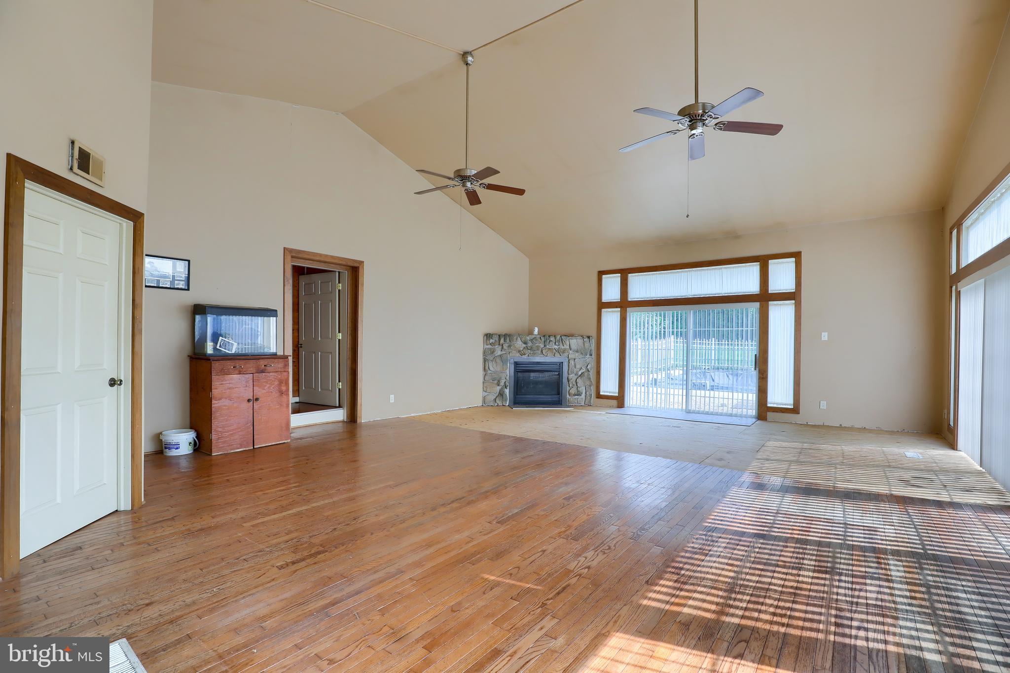 112 Oak Road Conestoga, PA 17516 - Photo 20 of 44 Family Room