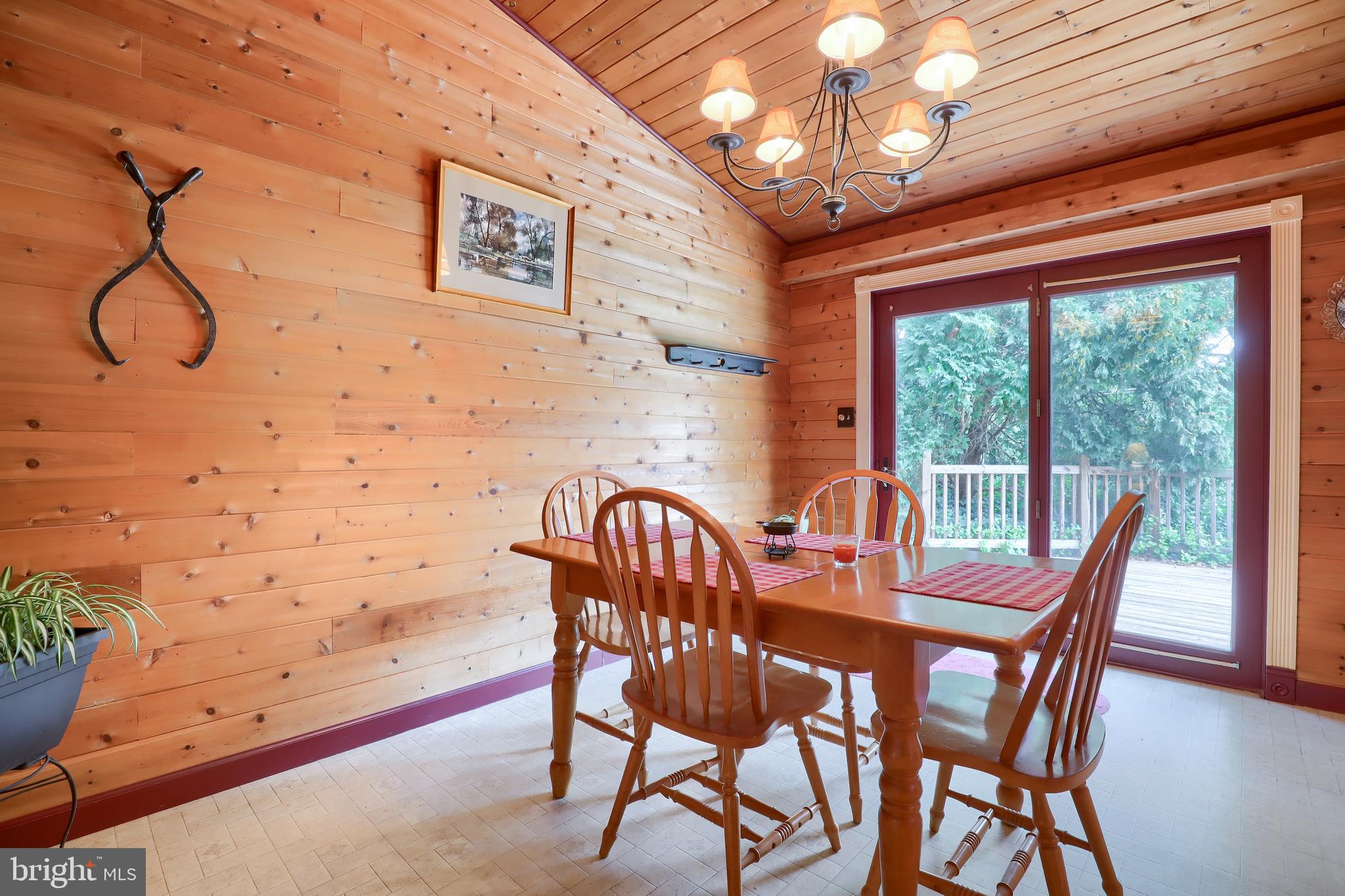 112 Oak Road Conestoga, PA 17516 - Photo 10 of 44 Dining Room