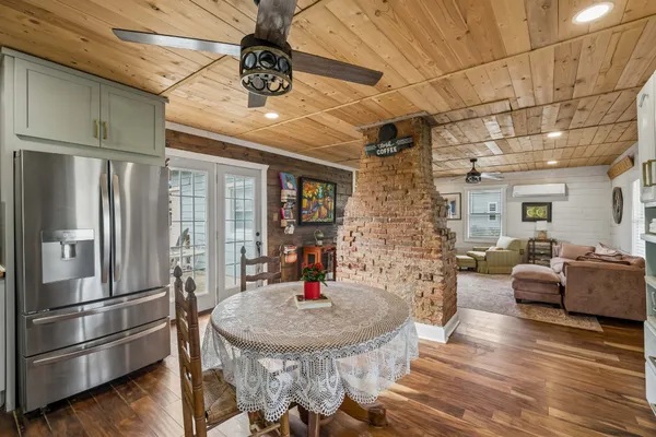 9986 Taylor Road, Rockvale, TN 37153