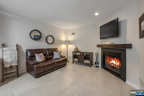 $848,000 | 57 Peach Hill Court, Ramsey, NJ 07446