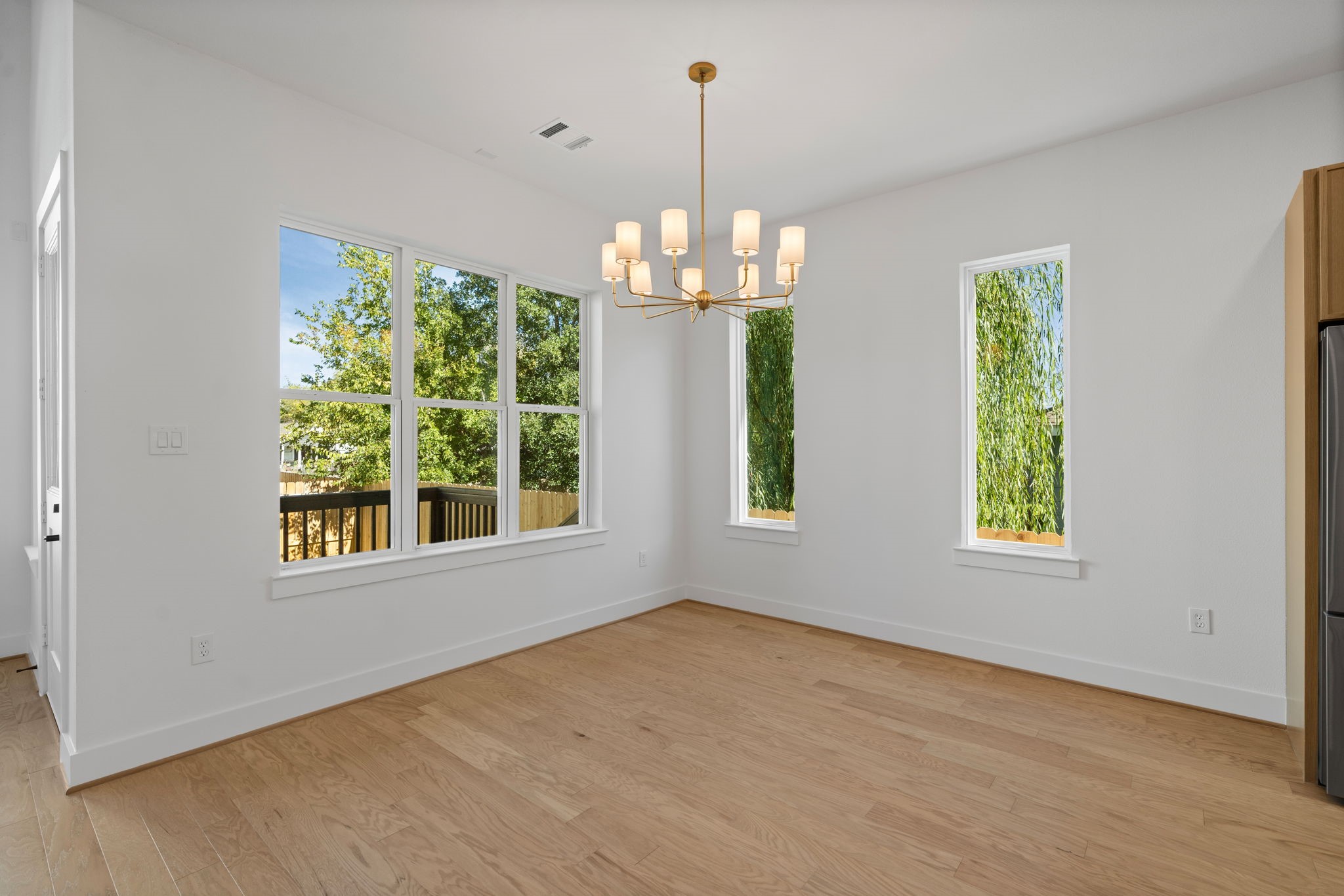 1103 East 37th Street Houston, TX 77022 - Photo 14 of 50