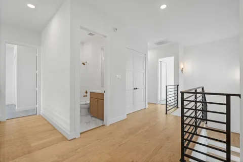 $559,900 | 1103 East 37th Street, Houston, TX 77022